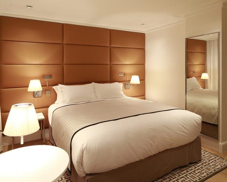 Hotel R De Paris