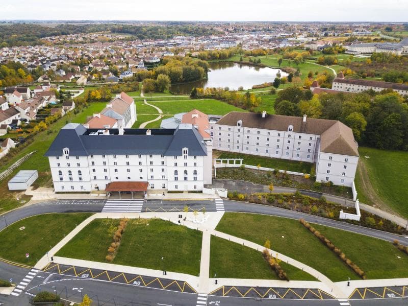 B&B HOTEL près de Disneyland® Paris